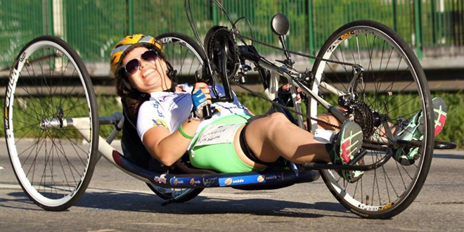 Danielle Nobile é a 1ª mulher cadeirante triatleta do Brasil (Foto: Divulgação)